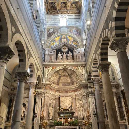 Пизанский собор, Италия