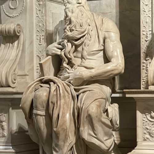 Статуя Моисея Микеланджело, Италия