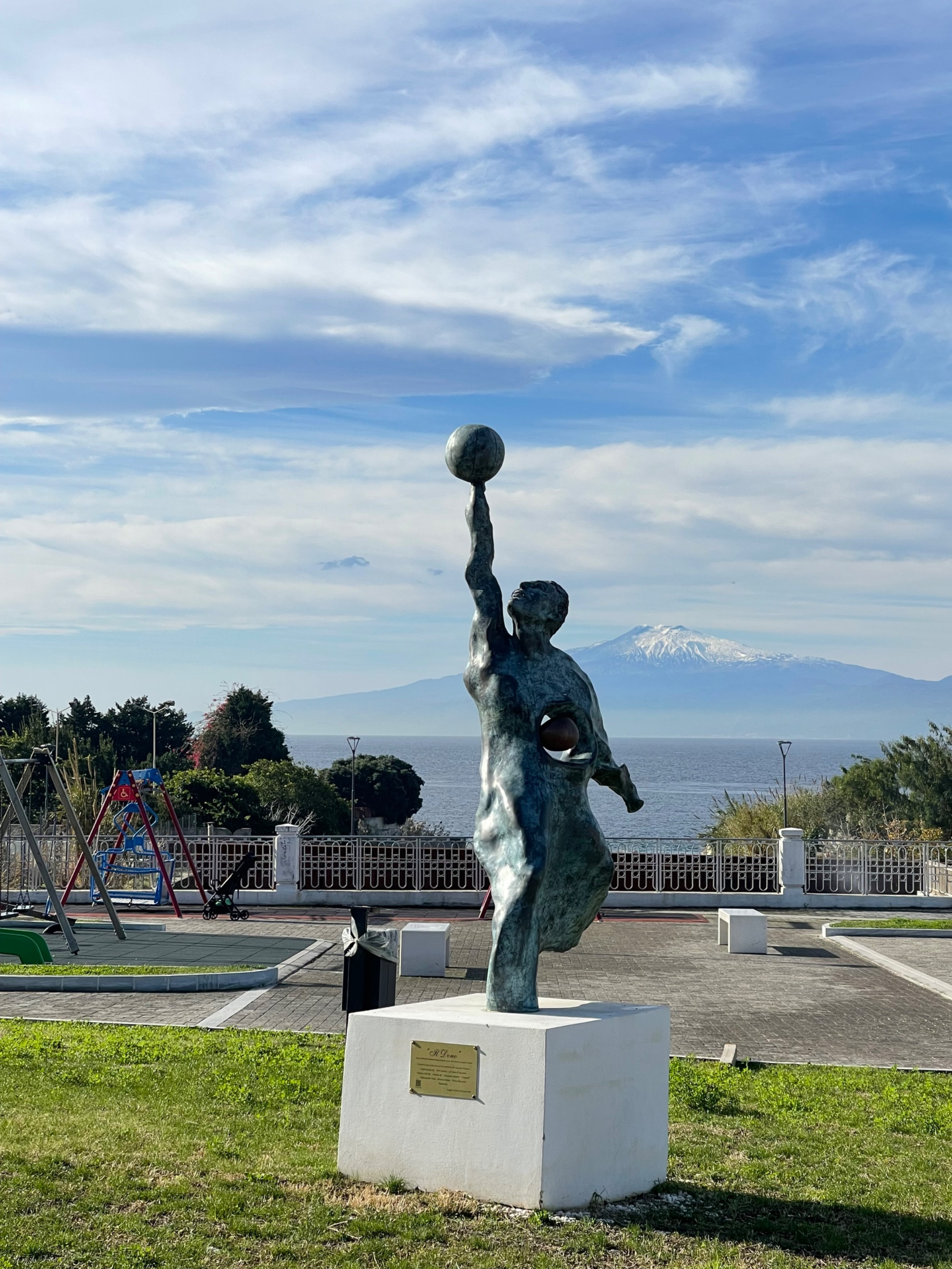 Мессинский пролив, Italy