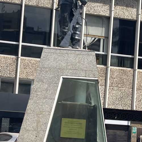 Dedan Kimathi Statue, Kenya