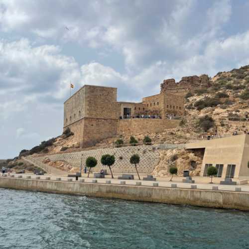 Fuerte de Navidad, Spain