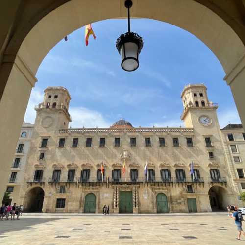 Museo palacio Gravina, Испания