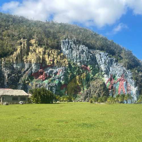 Mural de la Prehistoria, Куба