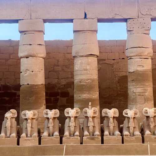 Colonnade, Египет