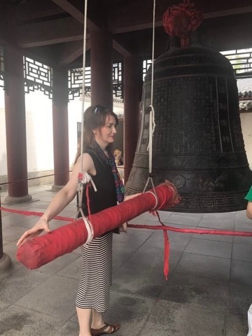 Моё желание исполняется с ударом колокола, Ухань, Китай лето 2018