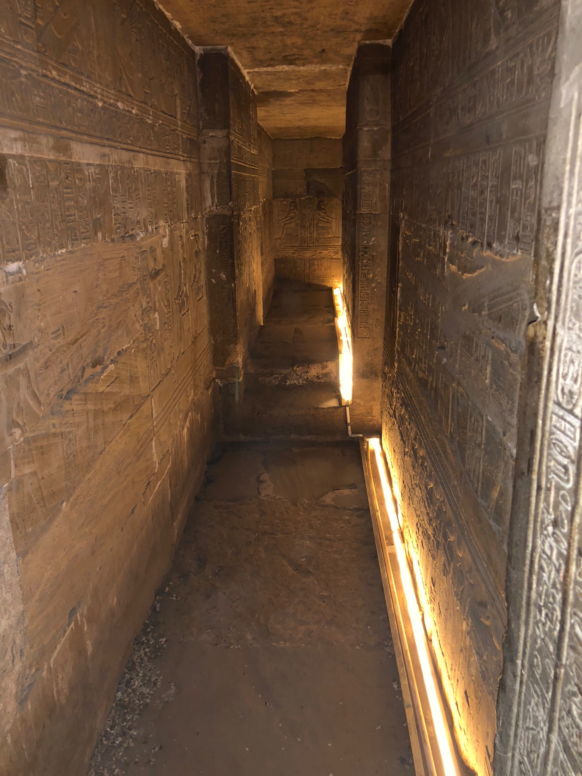 Египет. Нижний этаж Храма богини Хатхор в Дендере. Январь 2023