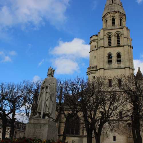 Пуасси, France