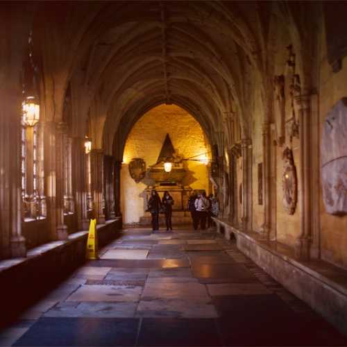 Вестминстерское аббатство, Великобритания