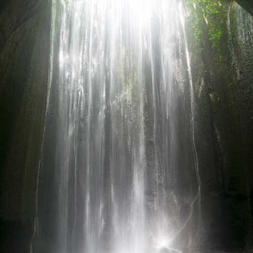 Бали. Водопад Tukad Cepung.
