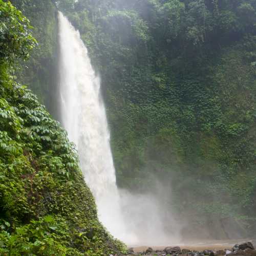 Бали. Водопад Nung Nung.