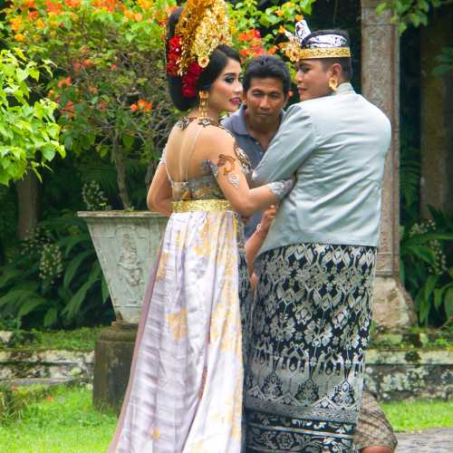 Бали. Местная свадьба.