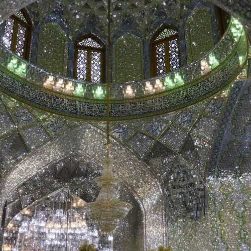 Зеркальная мечеть, Шираз