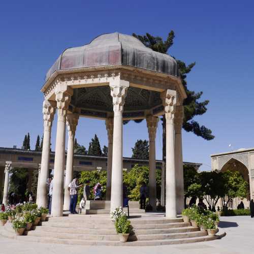 Мавзолей Хафиза, Шираз