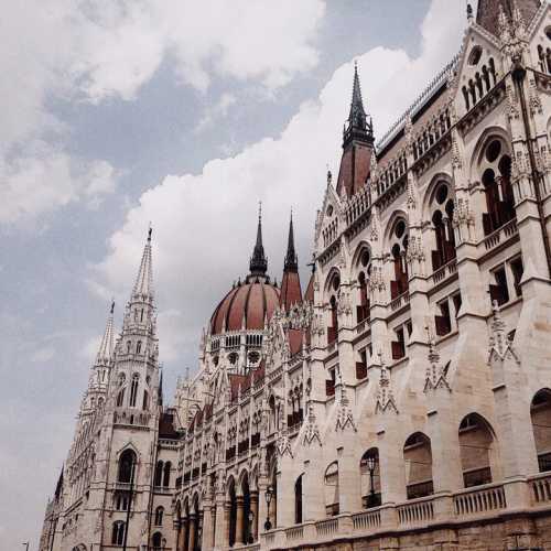 Hungarian Parliament, Hungary