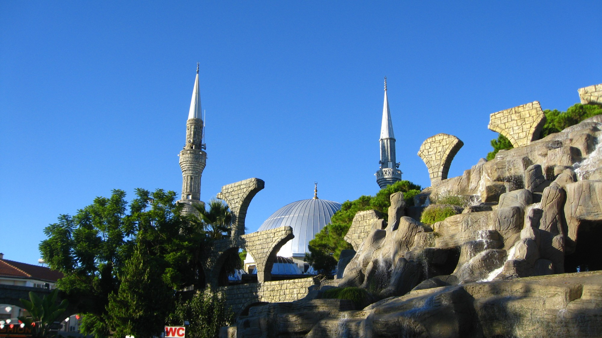 Мечети Белека