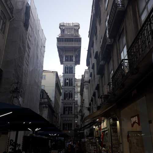 Santa Justina Elevador