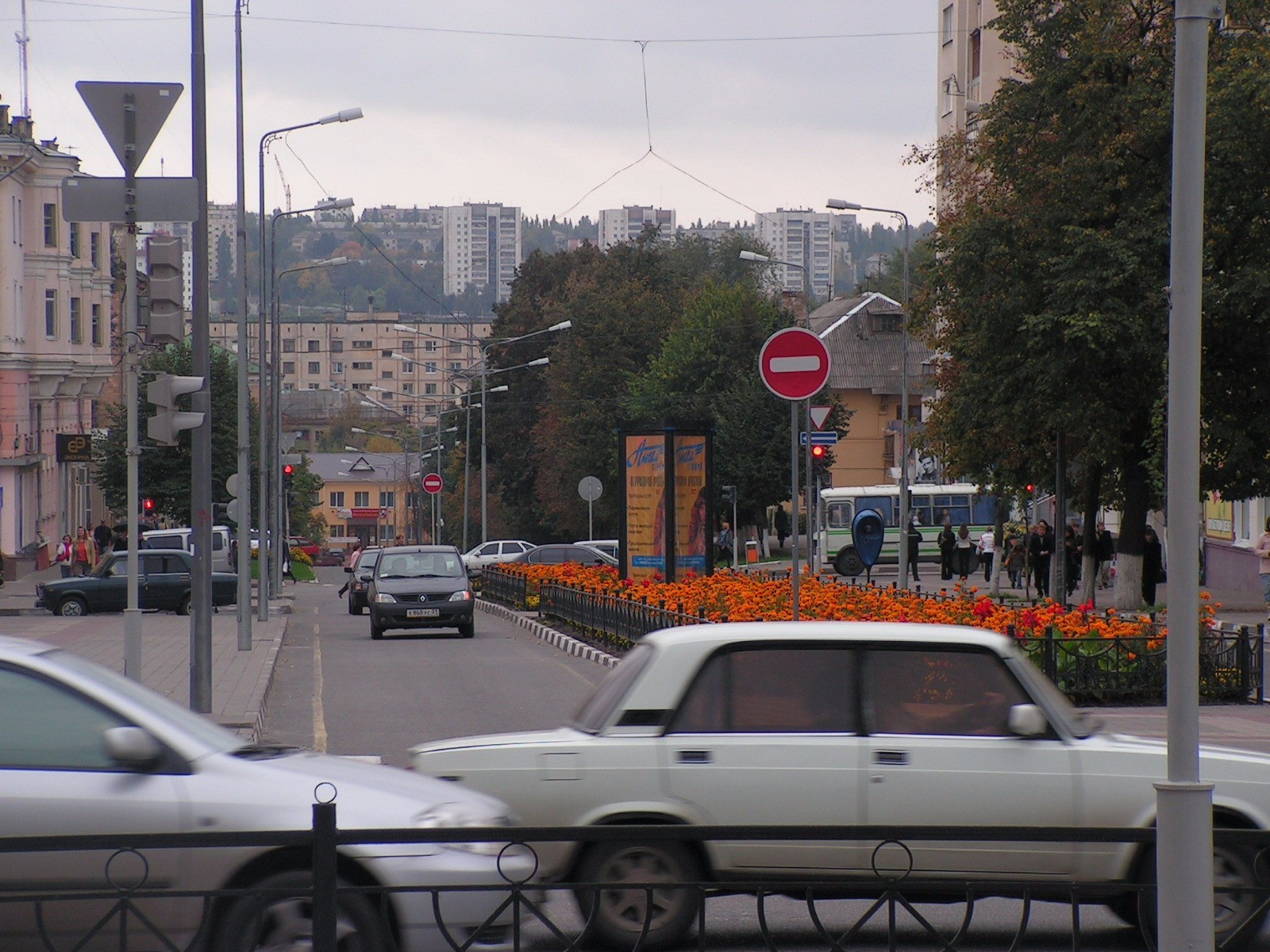 Вид на Харьковскую гору из центра города, 2006 год