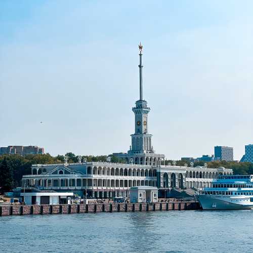 Москва река photo