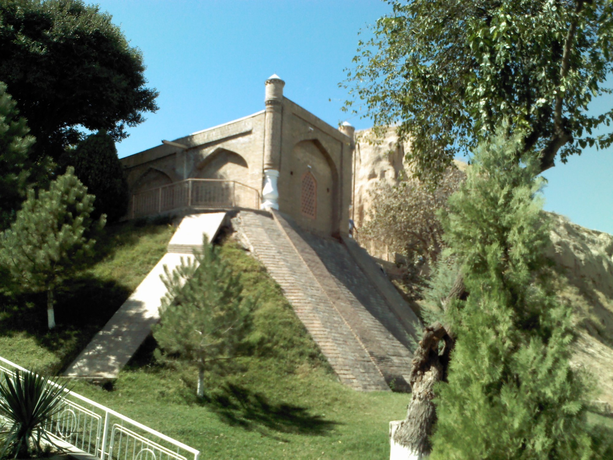 Мавзолей Святого Даниила, Uzbekistan