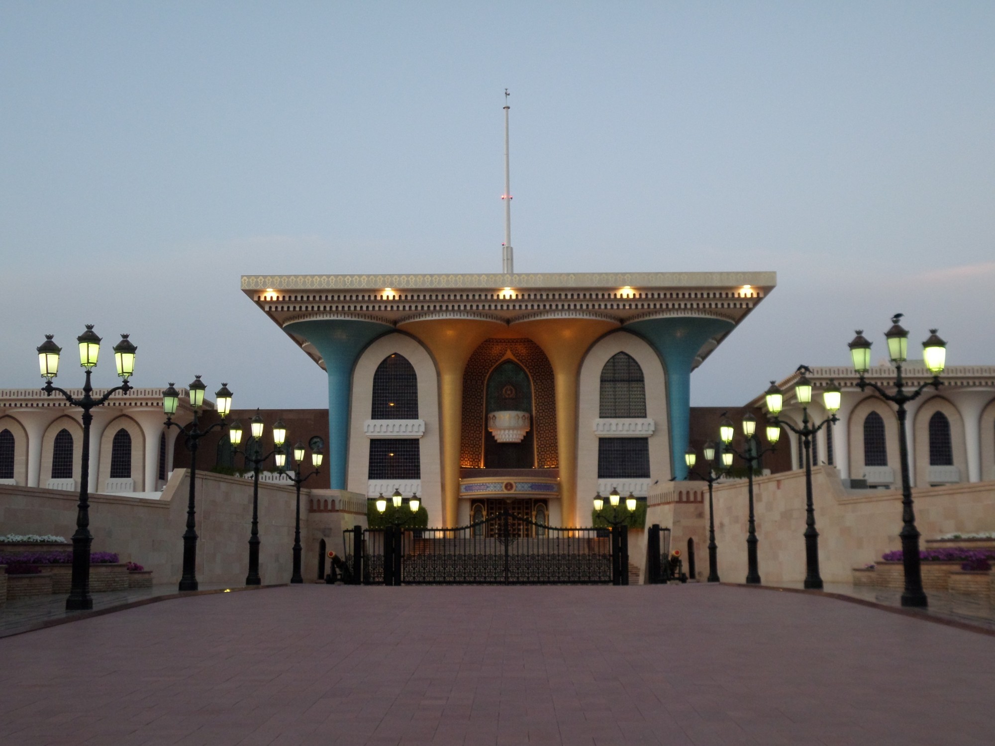 дворец Аль-Алам