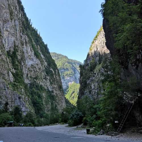 Юпшарское ущелье, Абхазия