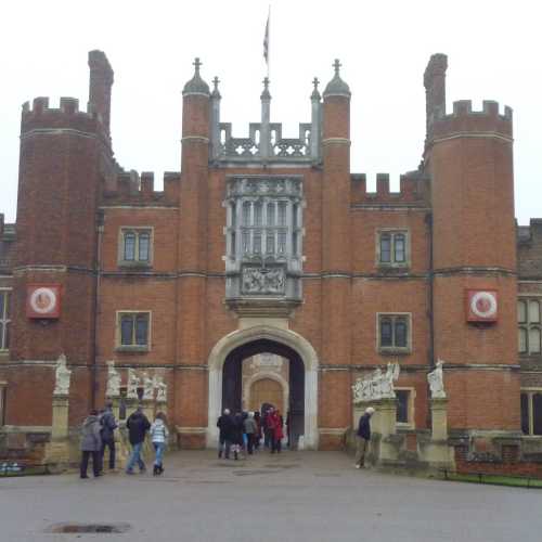 Hampton Court Palace, United Kingdom