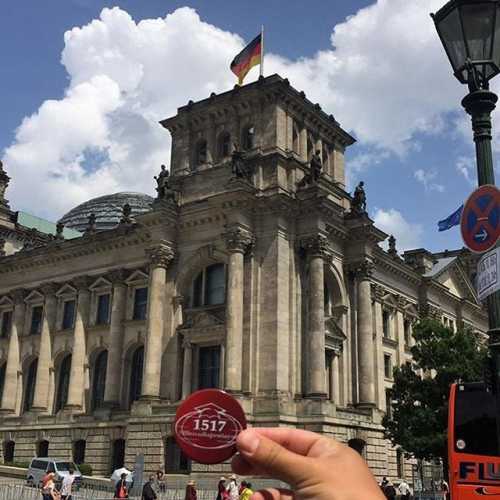 1517везде #путешествия1517 Сегодня со значком #школа1517 @mayyafortuna мы с вами очутились в столице Германии, городе Берлине.<br/>
Продолжаем путешествовать!