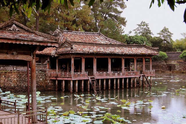 Tu Duc Tomb, Вьетнам