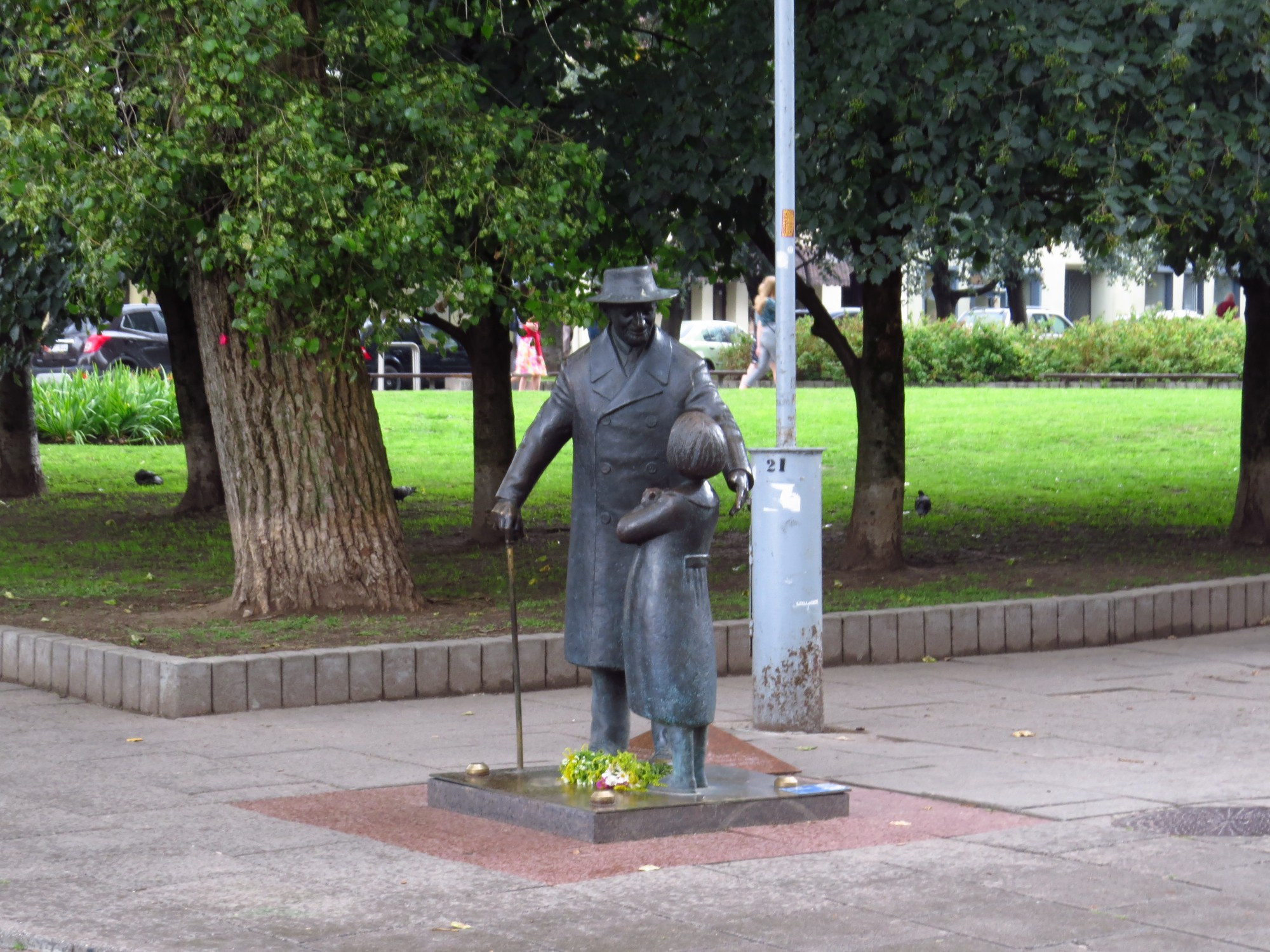 Цемах Йоселевич Шабад, Lithuania