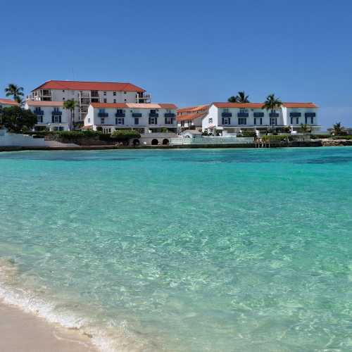 Нассау, Багамские о-ва