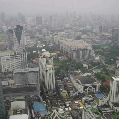 Вид на Бангкок из отеля Baiyoke Sky Hotel 4*