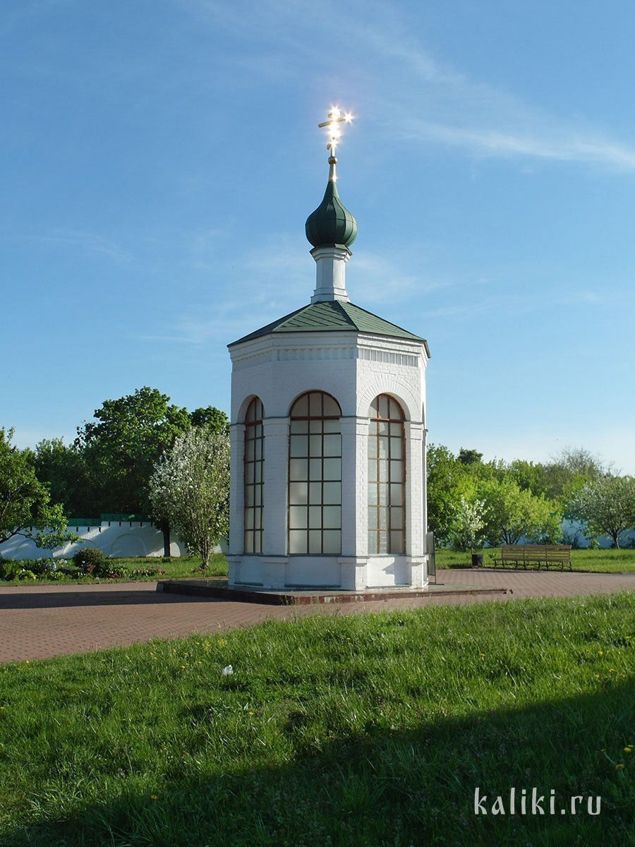 Муром. Костница на территории Преображенского монастыря
