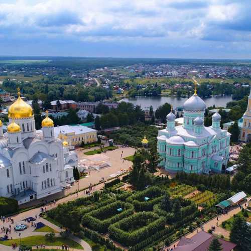 Свято-Троицкий Серафимо-Дивеевский женский монастырь, Россия