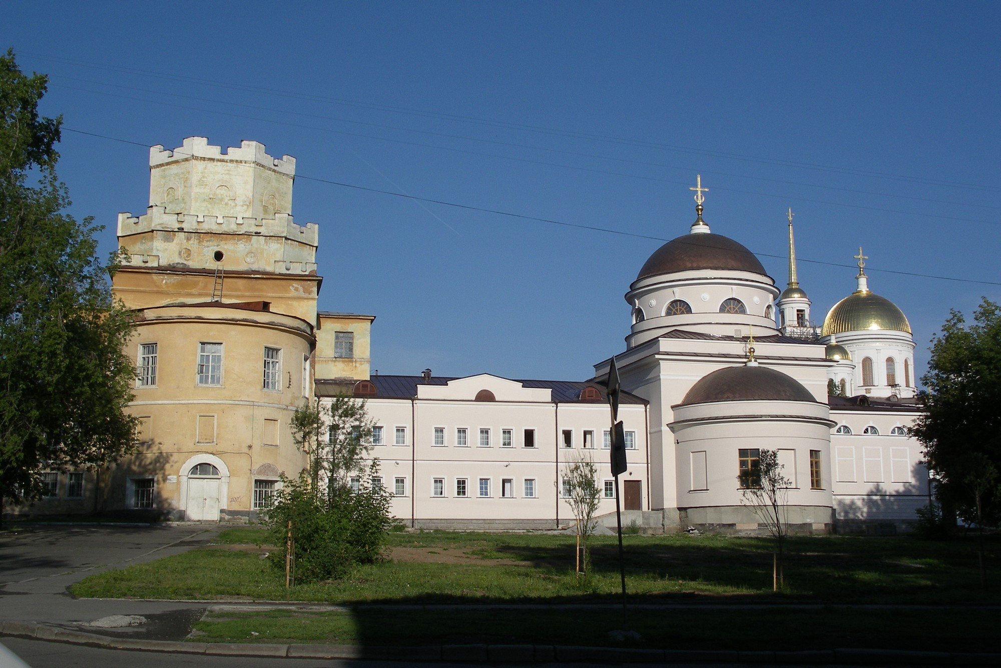 Александро-Невский Ново-Тихвинский монастырь, Russia