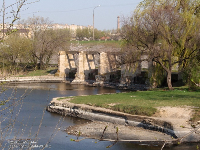 Плотина КРЭСС на реке Саксагань (Кривой Рог)