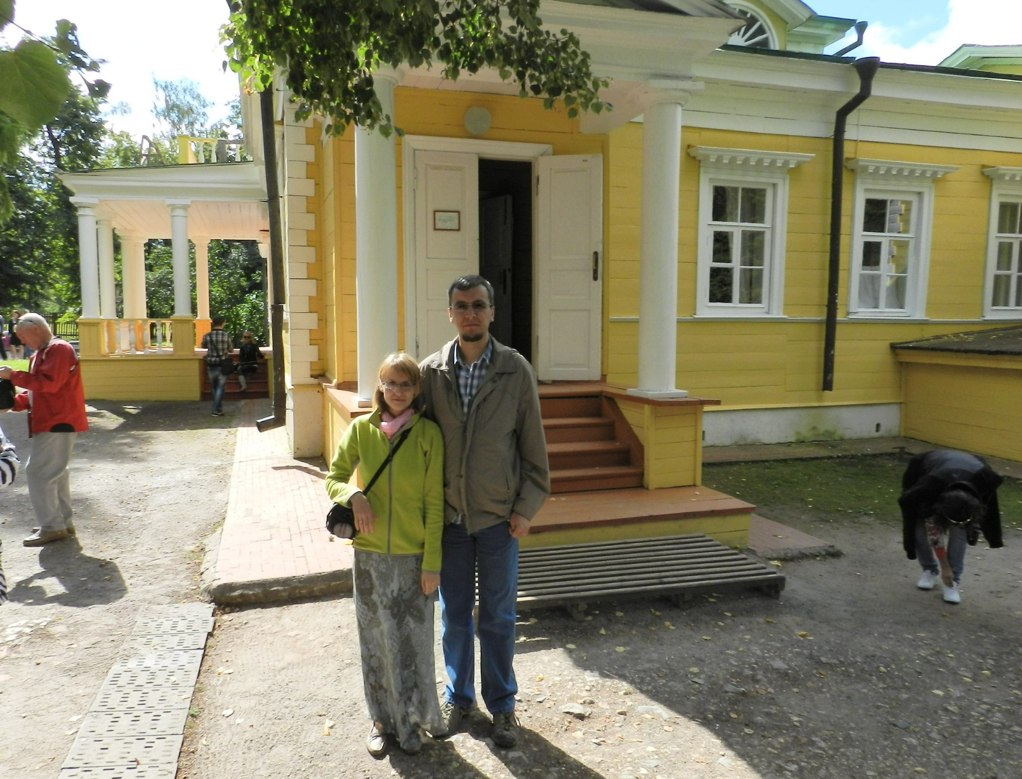 Мы возле барского дома в Болдино