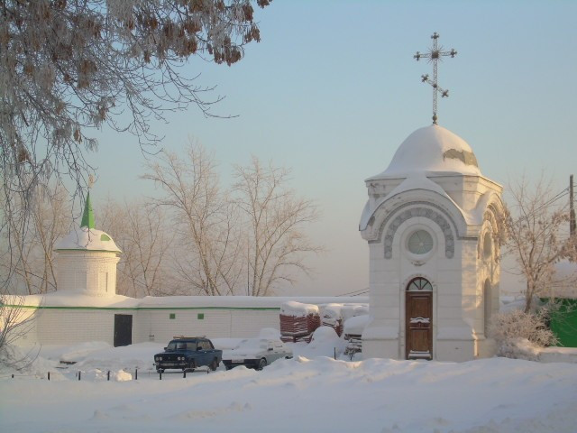 Часовня над могилой Фёдора Кузьмича (Томск, январь 2011 г.)
