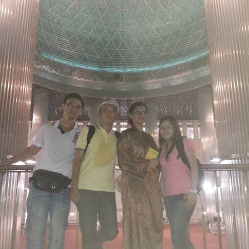 4 buddies free & easy Jakarta & Bandung Trip Apr 2013