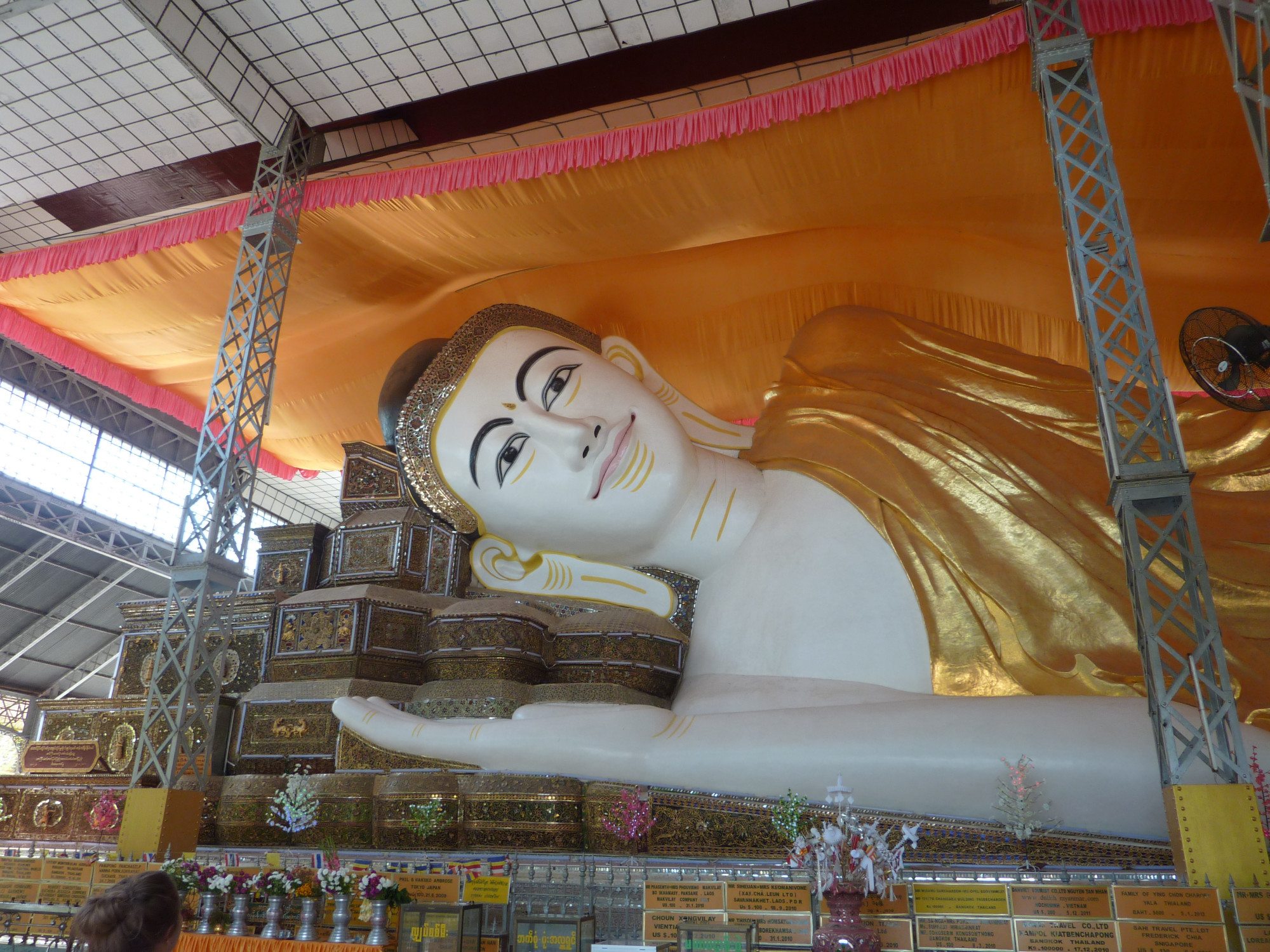 Shwethalyaung Reclining Budda