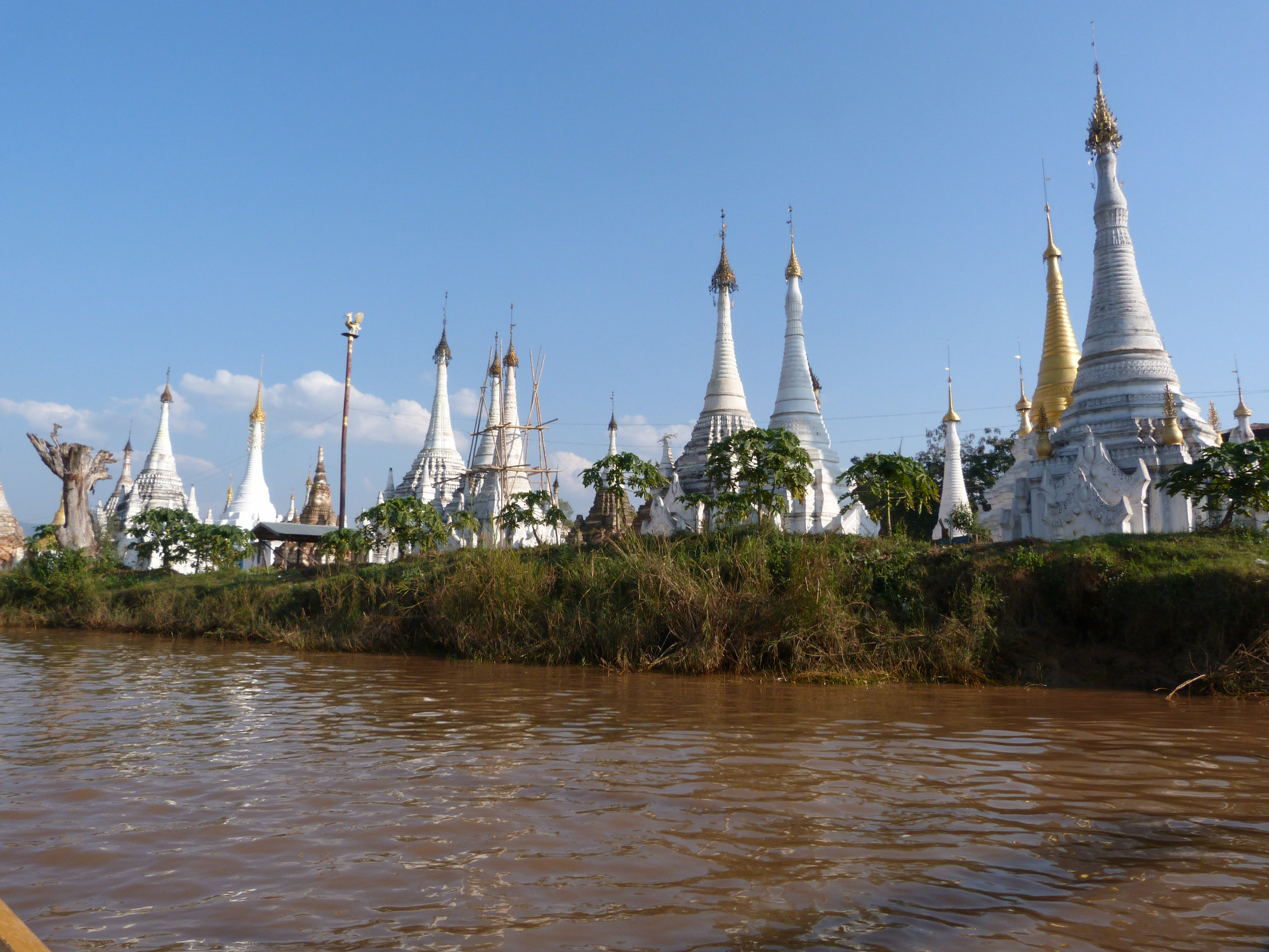 Nyaungshwe Inne Lake Temple Stupas