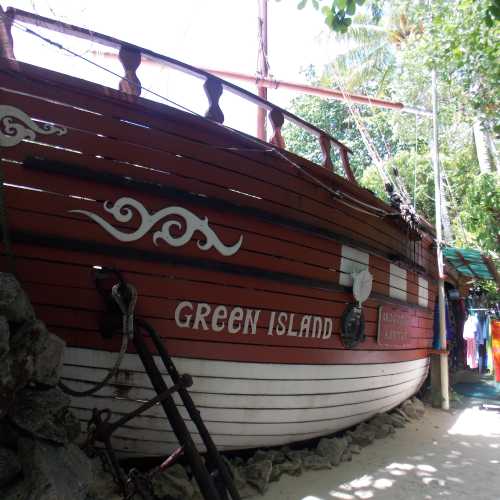 Green Island Souvenier Shop