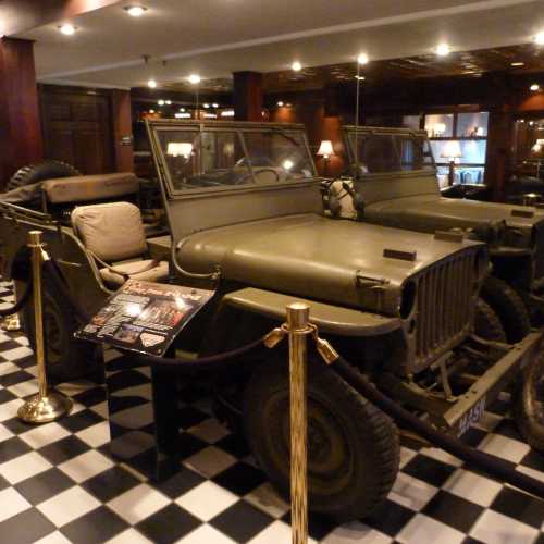 Jeeps From Mash<br/>
Celebrity Hotel, Museum & Casino 