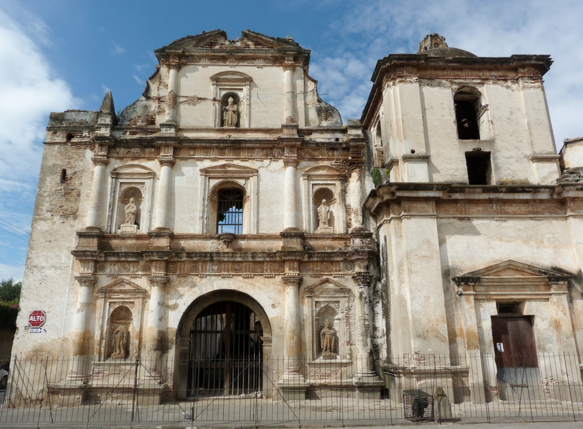 Antigua Cathedral