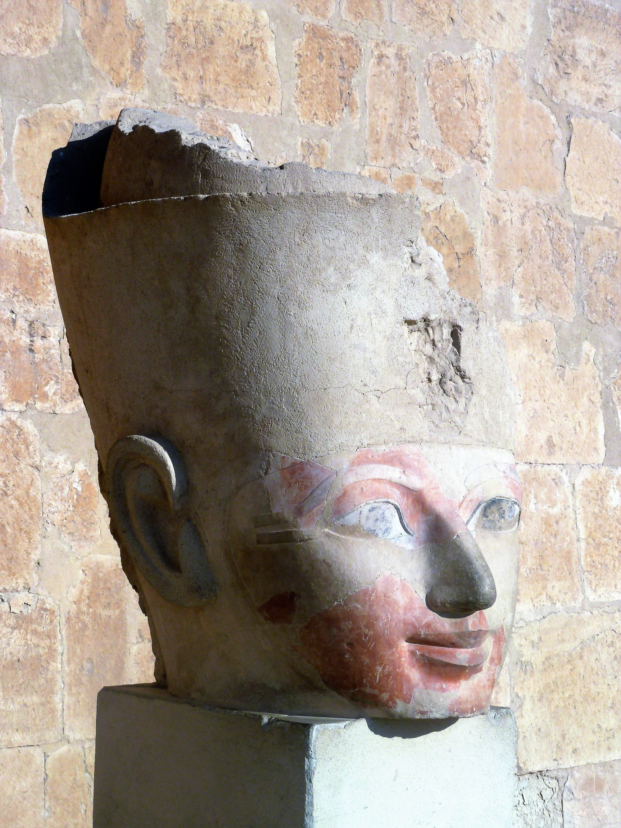 Queen Hatshepsut Statue