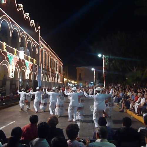 Grand Plaza Traditional Dance Show