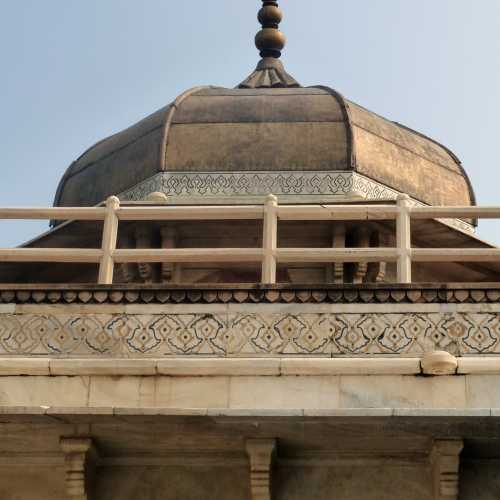 Dome of the Mussaman Burj or Octagonal Tower…