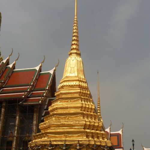 Chedi The Temple of the Emerald Buddha