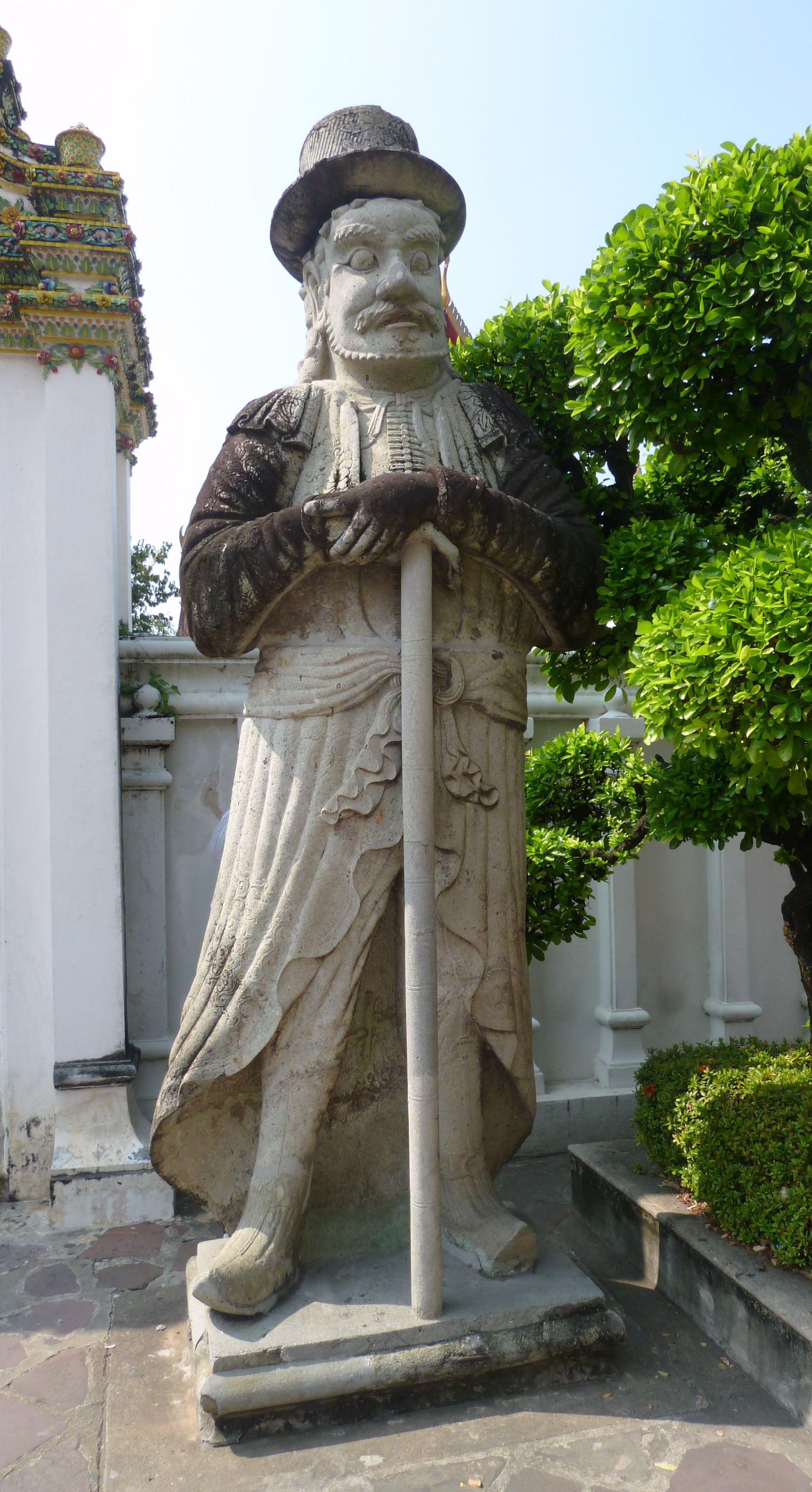 Chinese guardian figure Wat Phra Chetuphon Wimon Mangkhalaram Rajwaramahawihan