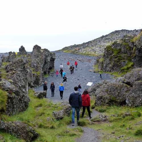Nautastígur path — the Path of the Bull through Lava Field