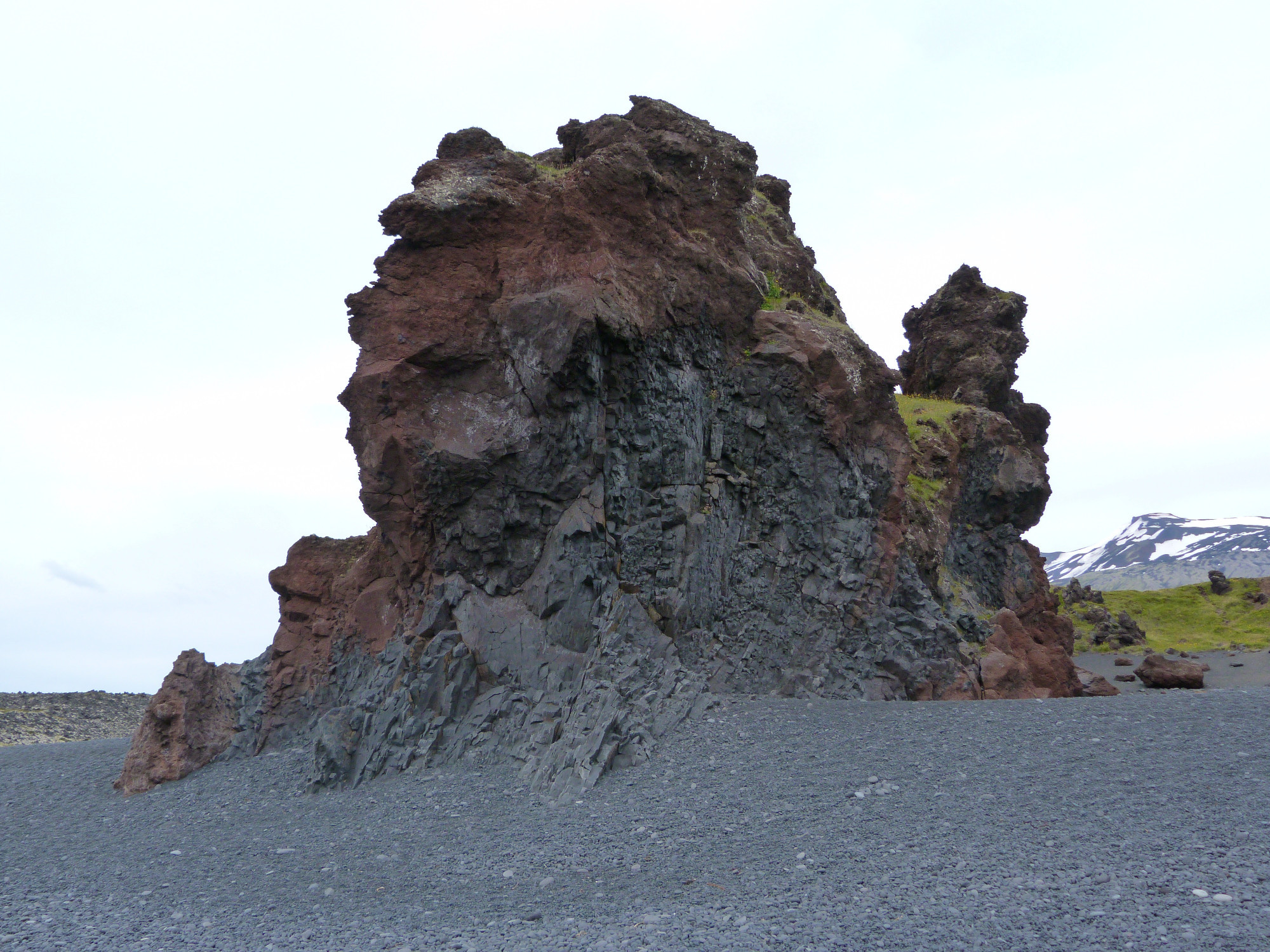 Söngklettur — the Singing Rock.